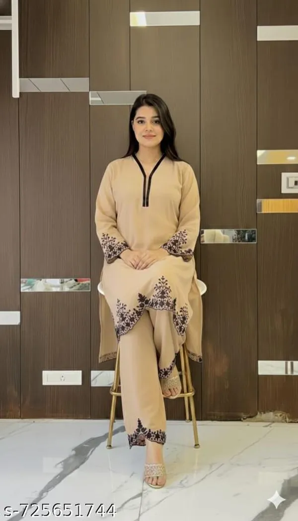 Beige_Georgette_With_Embroidery_Kurti_Set_For_Women