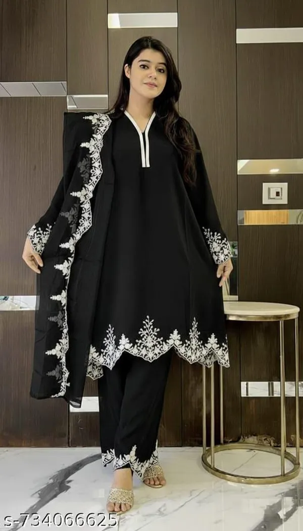 Black_Georgette_With_Embroidery_Kurti_Set_For_Women