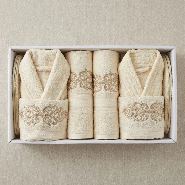 White_Terry_Cotton_Embroidery_Design_With_King_And_Queen_Bathrobe_For_Bathroom