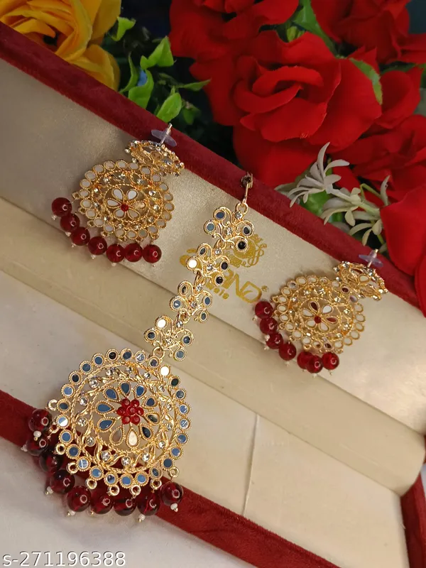 Silver_And_Maroon_Premium_Alloy_Maang_Tika_Sets_For_Women