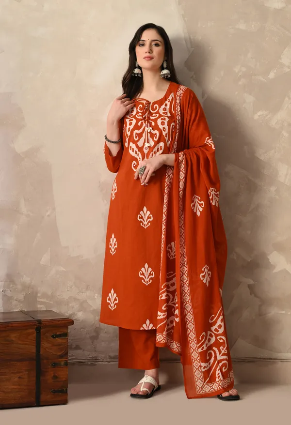 Rust_Ikkat_Digital_Printed_Kurta_Set_With_Dupatta_And_Tussles_For_Women