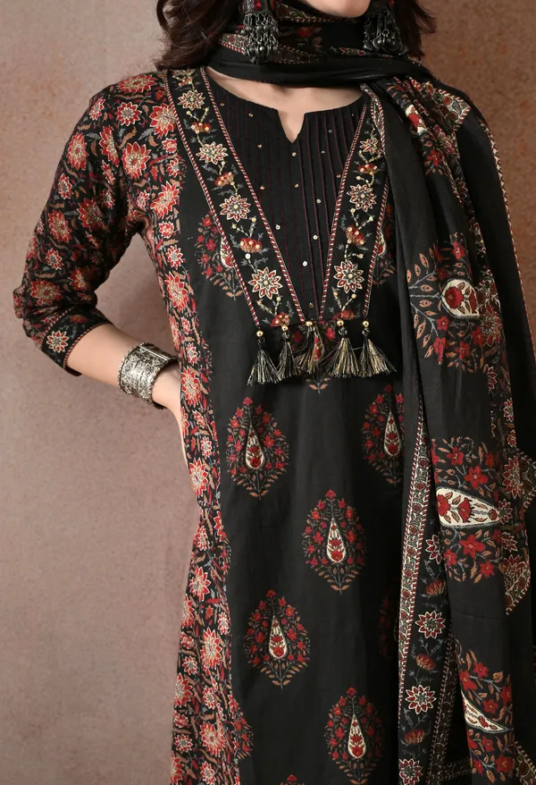 Black_A_Line_Hand_Work_Kurta_Set_With_Dupatta_For_Women