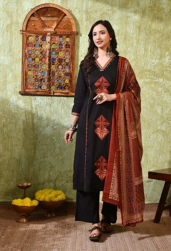 Black_Cotton_Handwork_Kurta_Set_For_Women