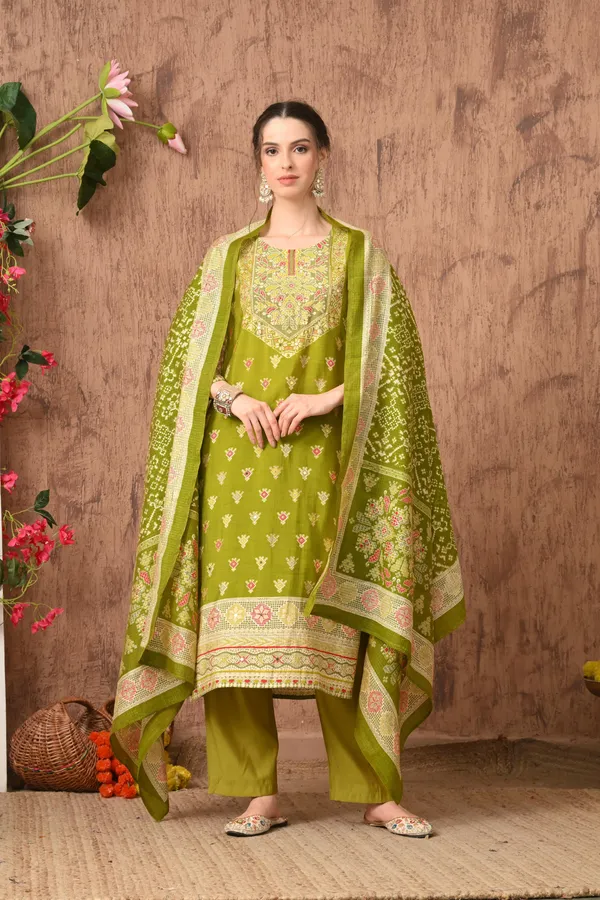 Green_Digital_Printed_Handwork_Kurta_Set_With_Dupatta