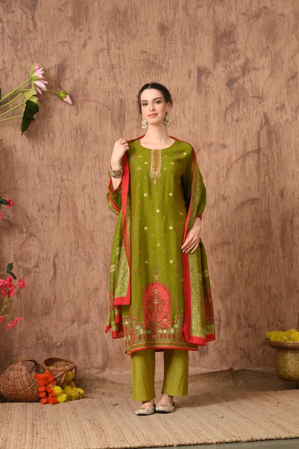 Green_Cotton_Embroidery_Kurta_Set_For_Women