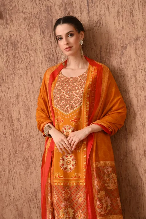Green_Cotton_Handwork_Kurta_Set_For_Women