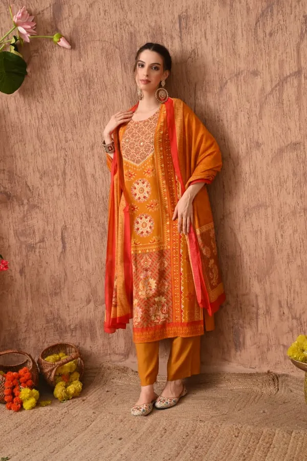 Green_Cotton_Handwork_Kurta_Set_For_Women
