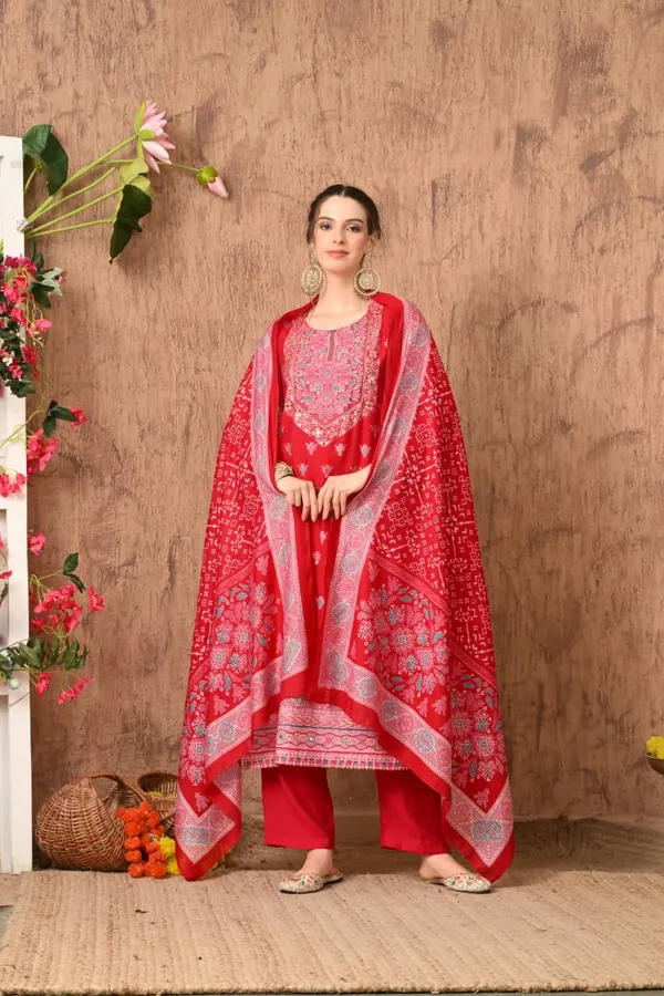 Black_Cotton_Embroidery_Kurta_Set_For_Women