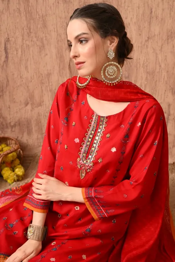 Red_Cotton_Handwork_Kurta_Set_For_Women
