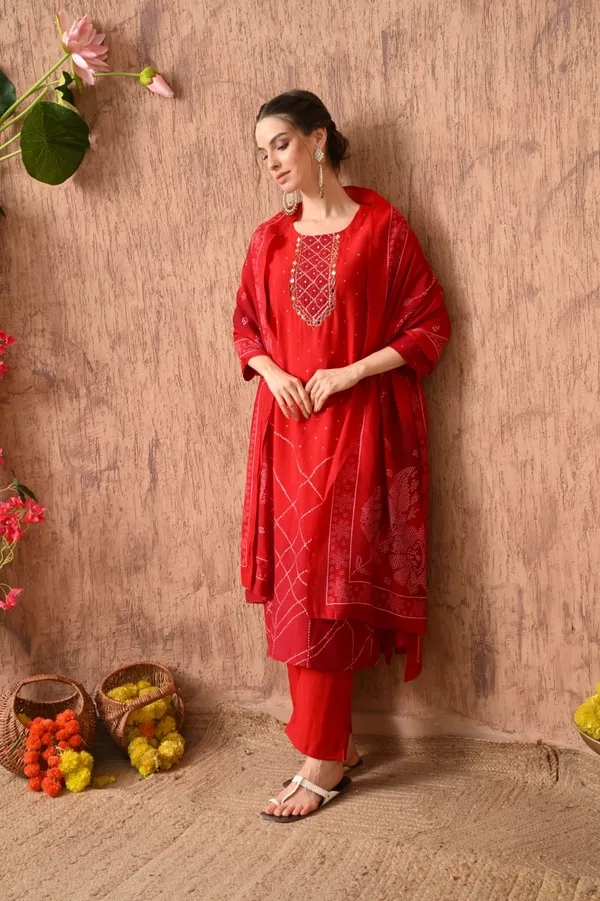 Blue_Ombre_Digital_Printed_Handwork_Kurta_Set_With_Dupatta