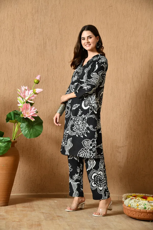 Multicolor_Cotton_Embroidery_Co-Ord_Set_For_Women