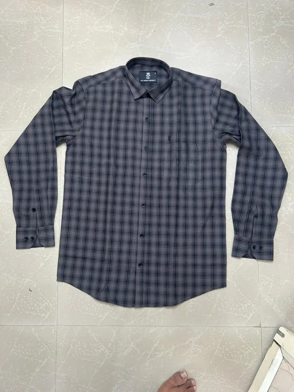 Black_Pure_Cotton_Checked_Full_Sleeve_Casual_Shirt_For_Men