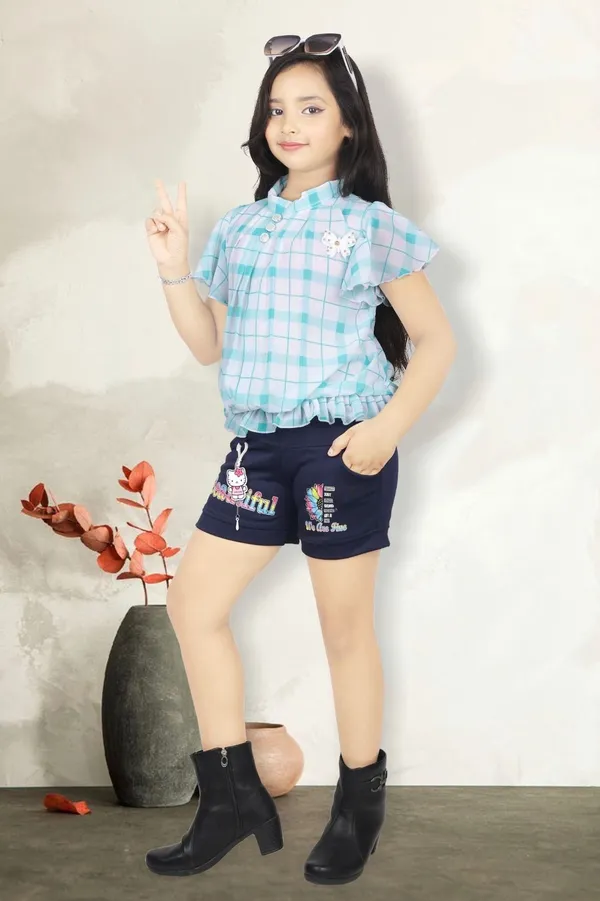 Seagreen_Cotton_Blend_Printed_Shorts_For_Girls
