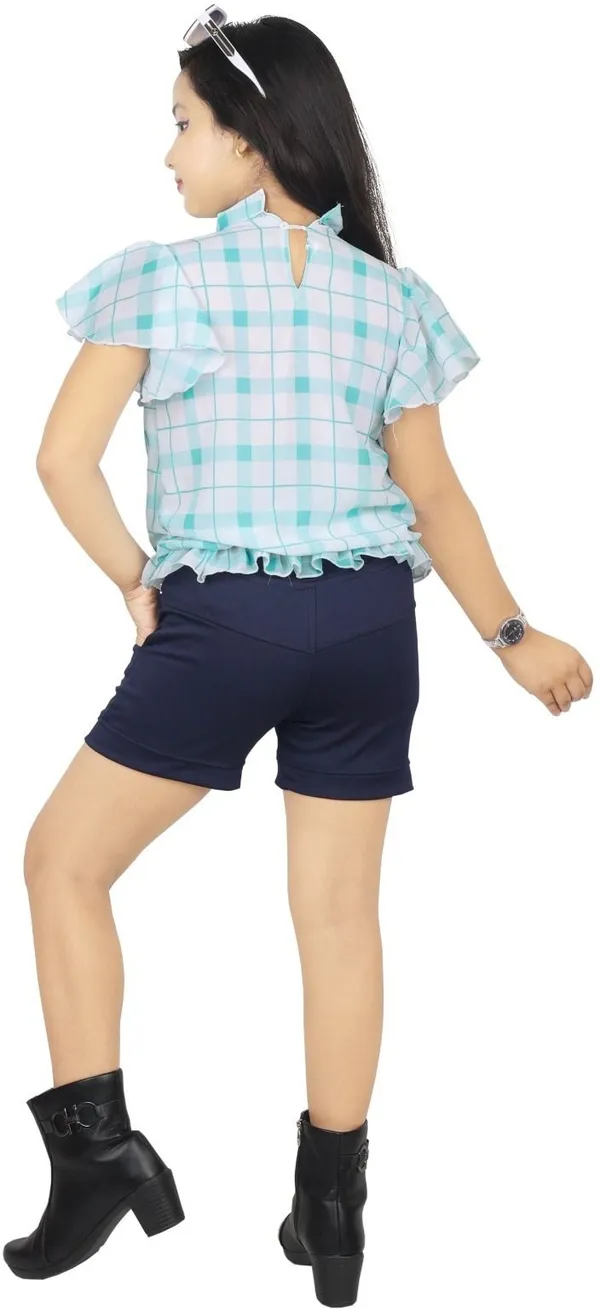 Seagreen_Cotton_Blend_Printed_Shorts_For_Girls