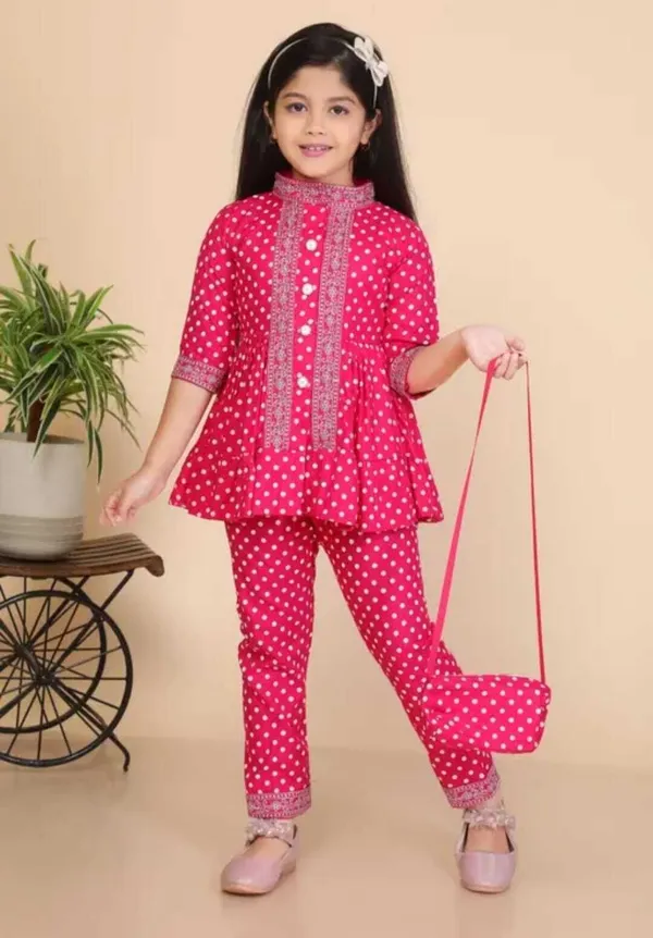 Pink_Cotton_Printed_Pyjama_For_Girls
