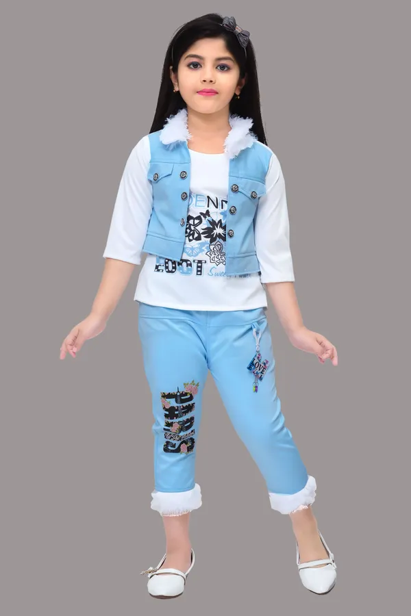 Aquablue_Cotton_Blend_Printed_Jacket_For_Girls