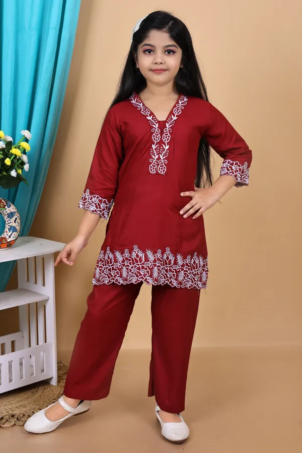 Maroon_Cotton_Embroidered_Pyjama_For_Girls