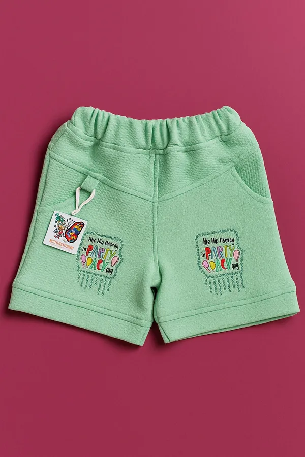 Pista_Green_Cotton_Blend_Striped_Shorts_For_Girls