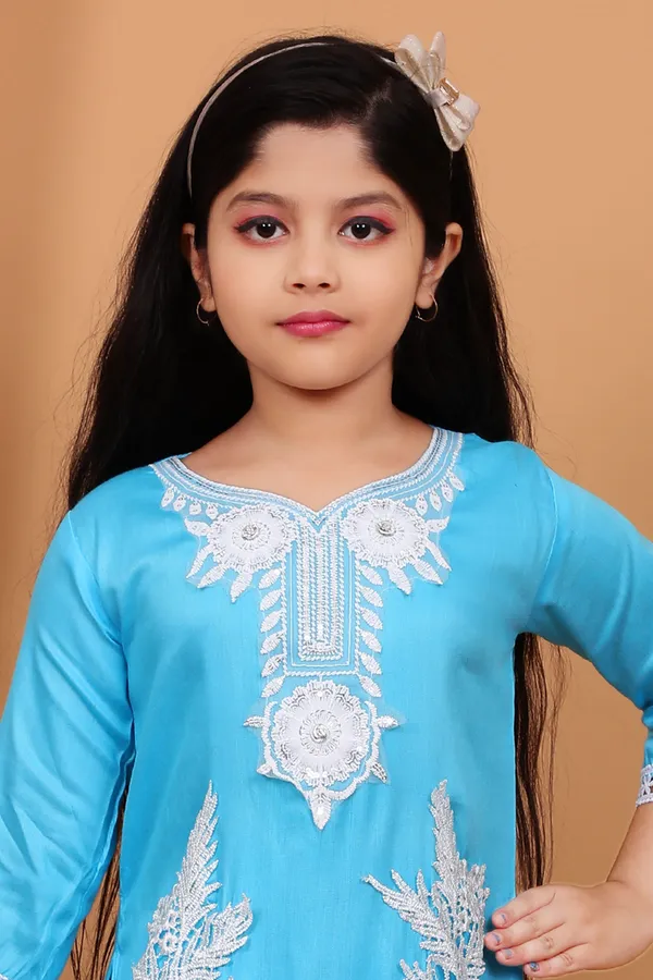 Aqua_Blue_Rayon_Applique_Kurta_And_Churidar_Set_For_Girls