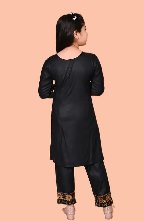 Black_Rayon_Printed_Kurta_Pyjama_And_Dupatta_Set_For_Girls