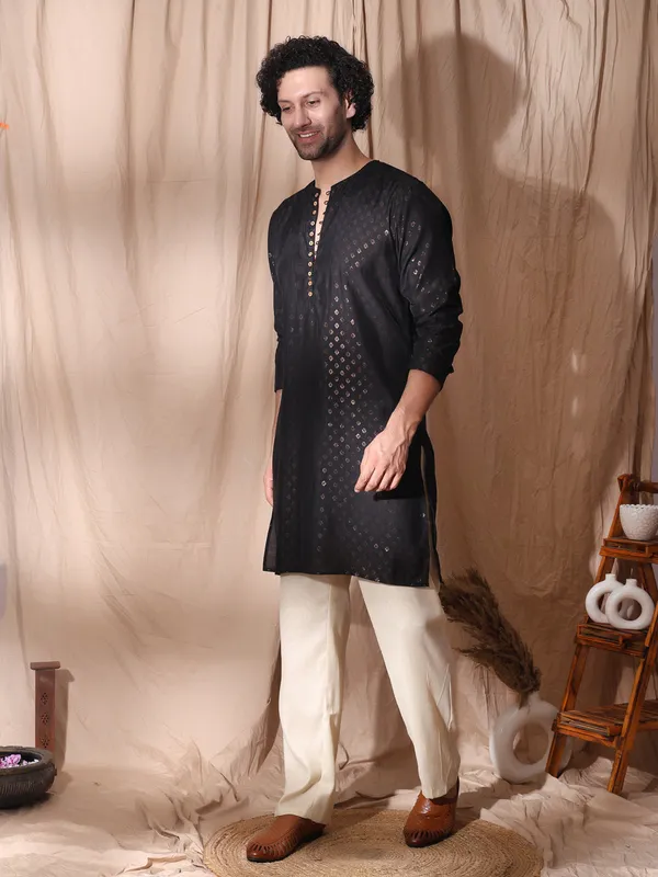 Black_Cotton_Straight_Fit_Ethnic_Kurta_With_Button_Loop_Detailing_For_Men