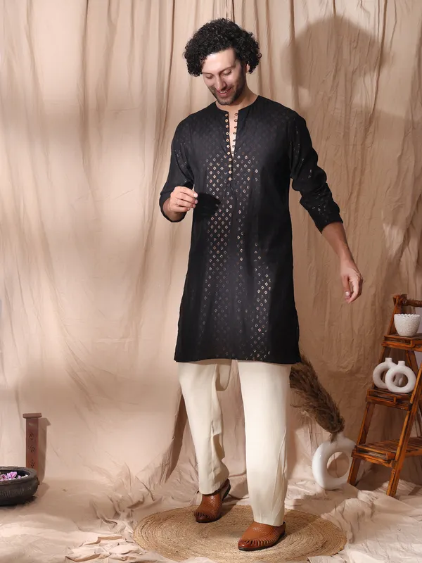 Black_Cotton_Straight_Fit_Ethnic_Kurta_With_Button_Loop_Detailing_For_Men