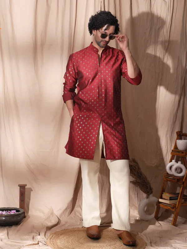 Red_Cotton_Cuffed_Sleeve_Straight_Fit_Kurta_For_Men