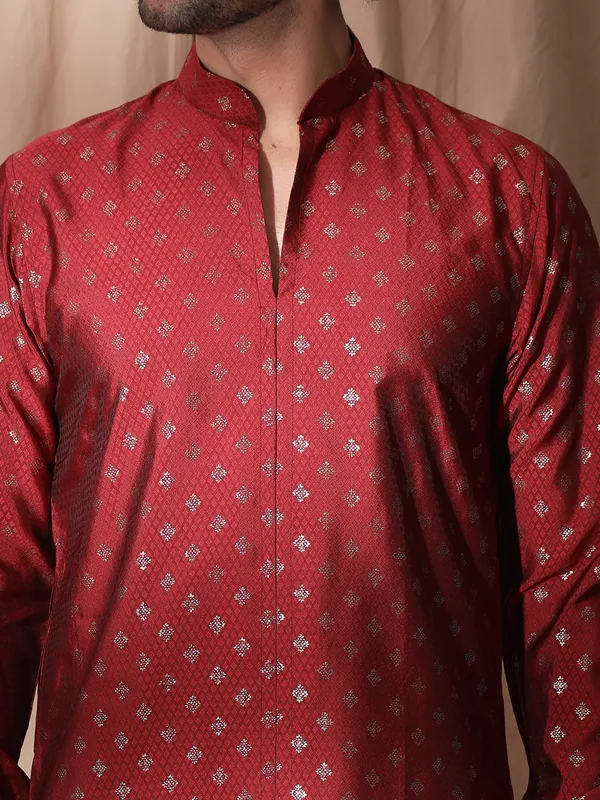 Red_Cotton_Cuffed_Sleeve_Straight_Fit_Kurta_For_Men