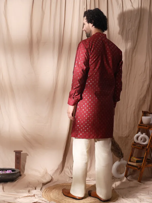 Red_Cotton_Cuffed_Sleeve_Straight_Fit_Kurta_For_Men