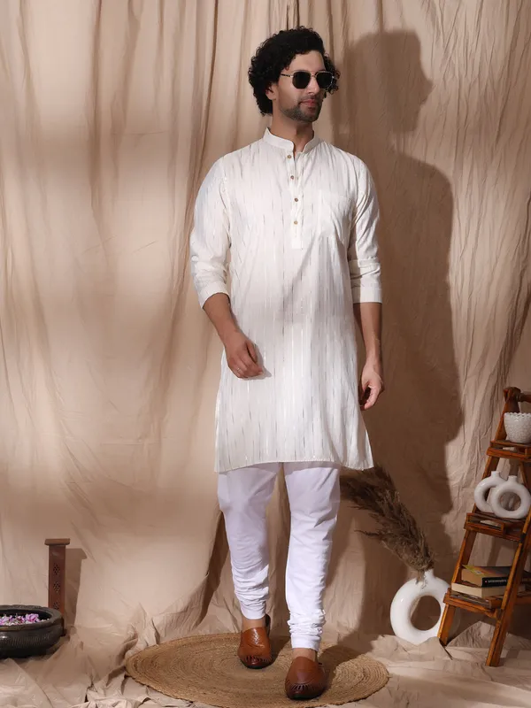 White_Cotton_Front_Pocket_Detailed_Kurta_For_Men_For_Men