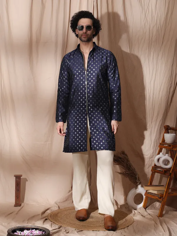 Blue_Cotton_Collared_Kurta_With_Zipper_Detailing_For_Men