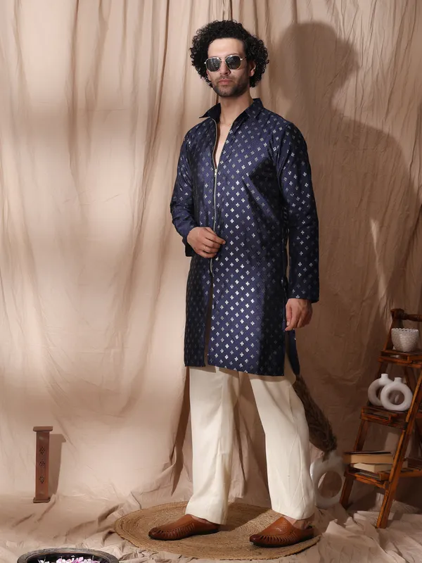 Blue_Cotton_Collared_Kurta_With_Zipper_Detailing_For_Men