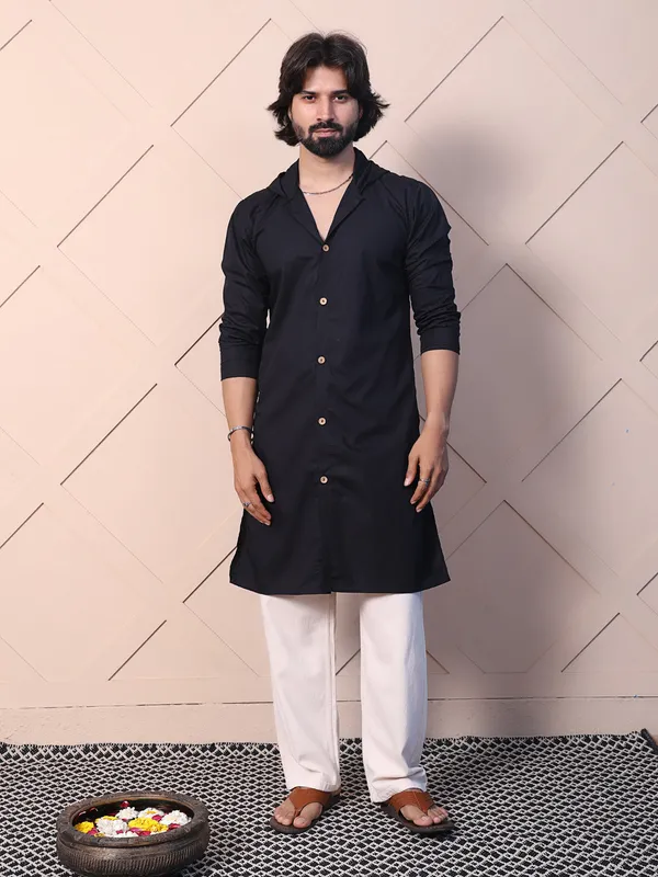 Black_Cotton_Kurta_With_Hood_Twist_For_Men