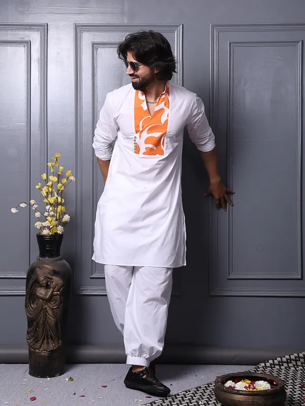 White_Cotton_Long_Kurta_With_Printed_Yoke_Design_For_Men