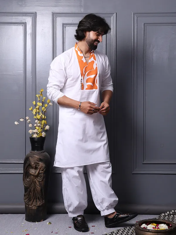 White_Cotton_Long_Kurta_With_Printed_Yoke_Design_For_Men