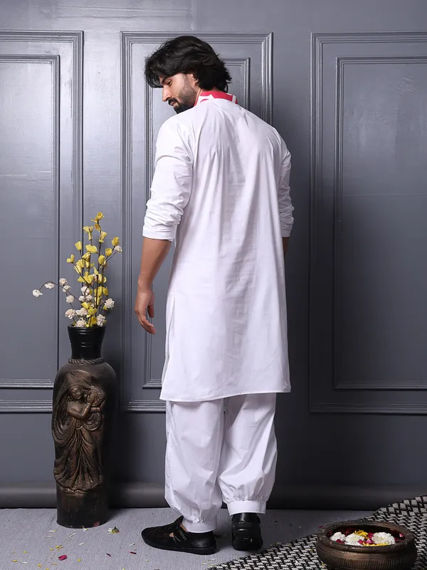 White_Cotton_Long_Kurta_With_Printed_Yoke_Design_For_Men