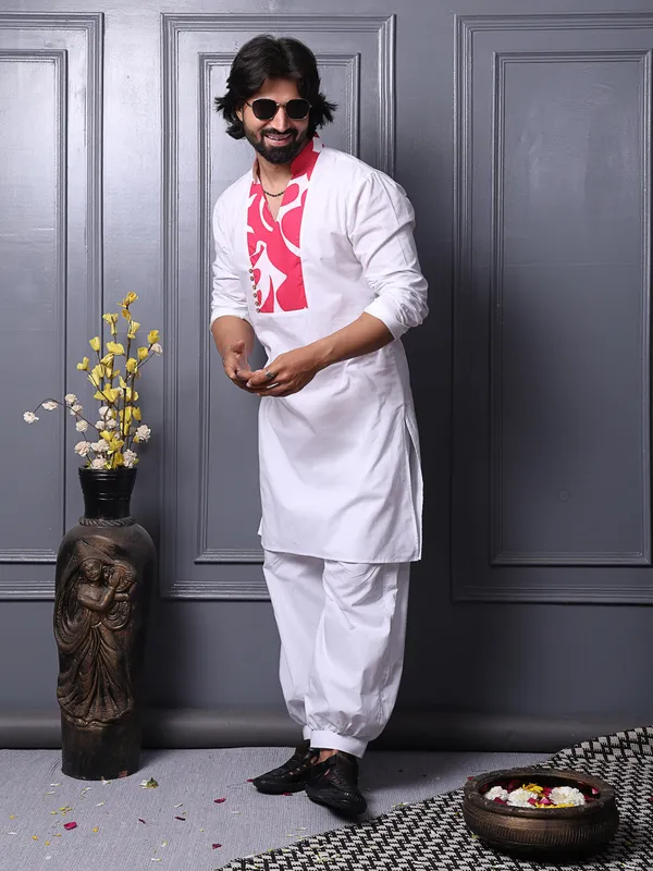 White_Cotton_Long_Kurta_With_Printed_Yoke_Design_For_Men