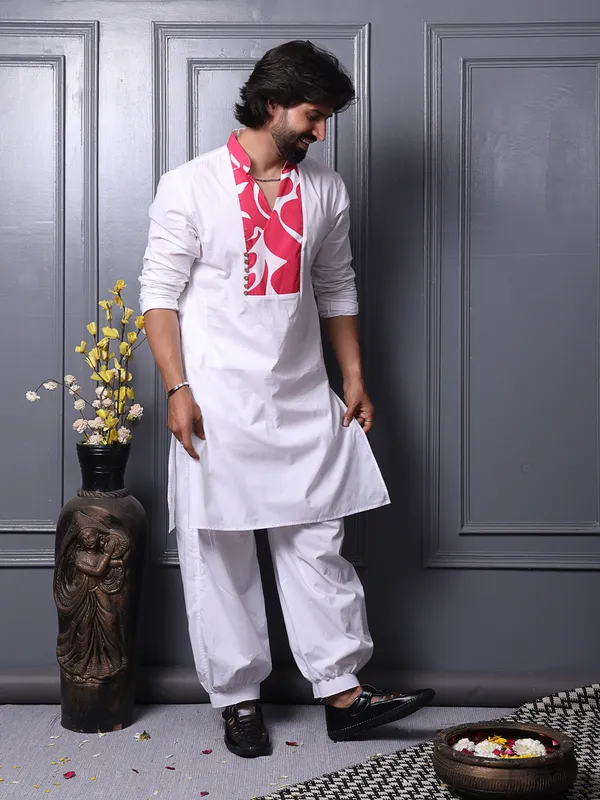 White_Cotton_Long_Kurta_With_Printed_Yoke_Design_For_Men