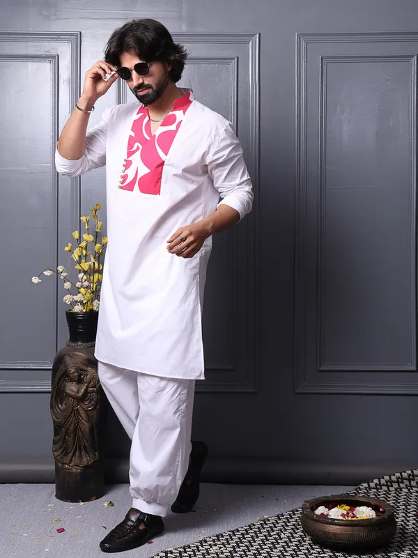 White_Cotton_Long_Kurta_With_Printed_Yoke_Design_For_Men