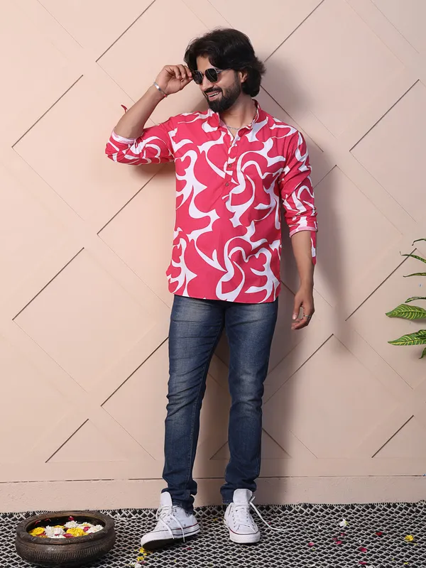 Pink_Viscose_Cotton_Printed_Shirt_With_High_Low_Hem_For_Men