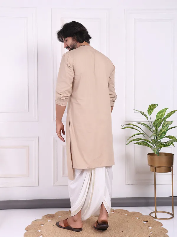Peach_Cotton_Layered_Kurta_With_V_Neck_And_Belt_Accent_For_Men