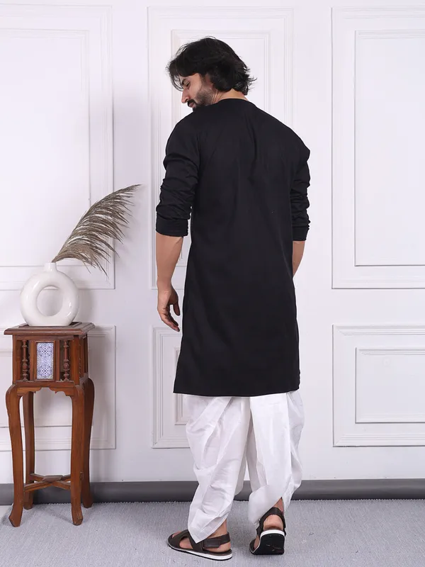 Black_Cotton_Kurta_In_Angrakha_Style_For_Men_For_Men