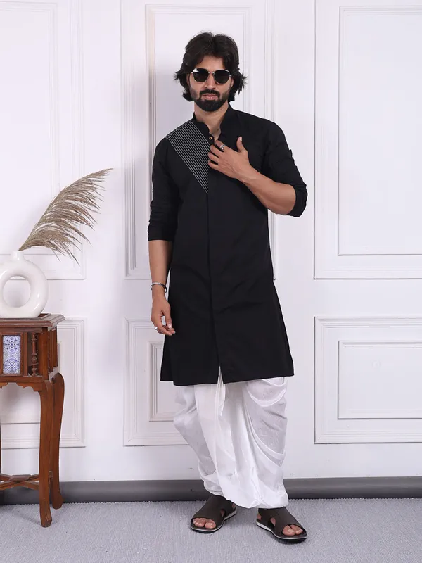 Black_Cotton_Cotton_Kurta_With_Silver_Thread_Detailing_For_Men