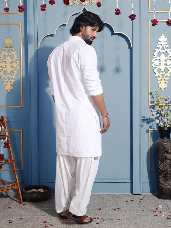 White_Cotton_Cotton_Kurta_With_Golden_Thread_Detailing_For_Men
