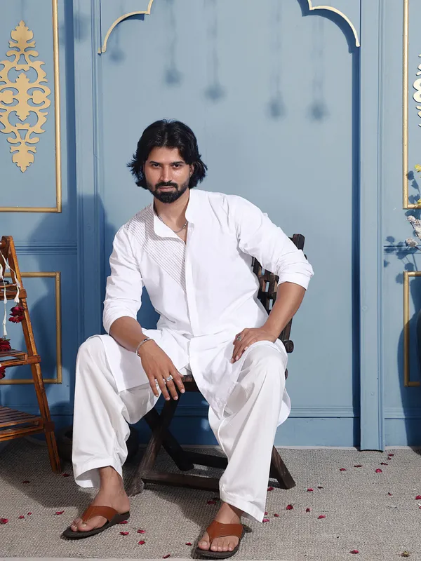 White_Cotton_Cotton_Kurta_With_Golden_Thread_Detailing_For_Men