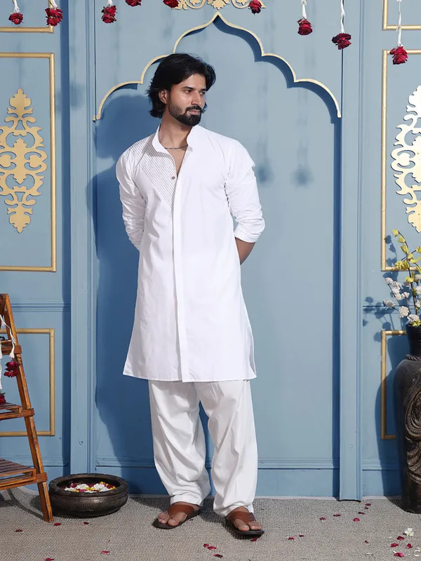 White_Cotton_Cotton_Kurta_With_Golden_Thread_Detailing_For_Men
