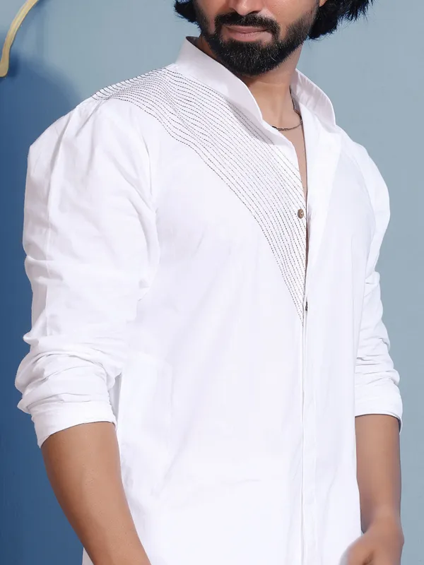 White_Cotton_Cotton_Kurta_With_Golden_Thread_Detailing_For_Men