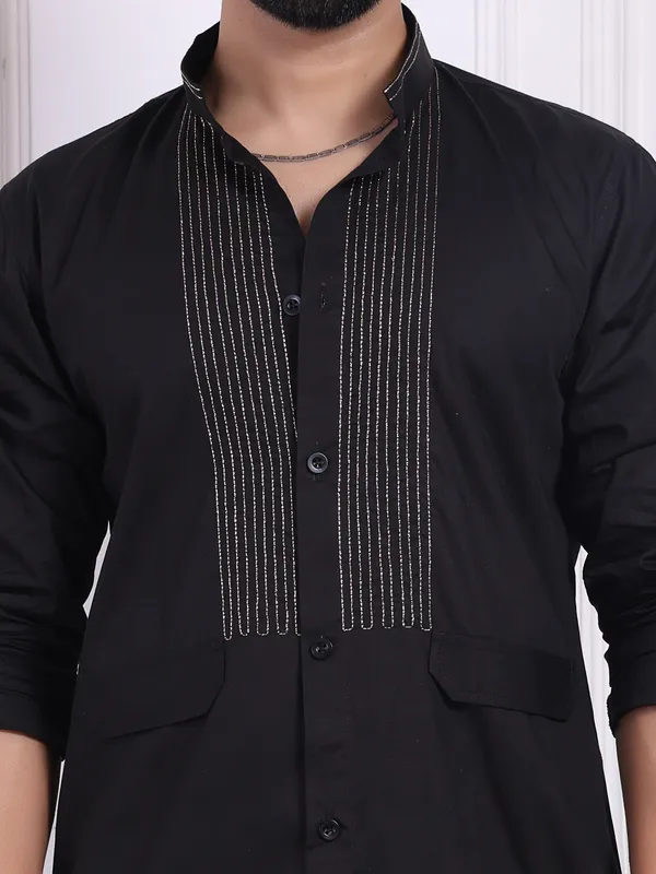Black_Cotton_Blend_Kurta_With_Golden_Thread_Accents_On_The_Front_For_Men