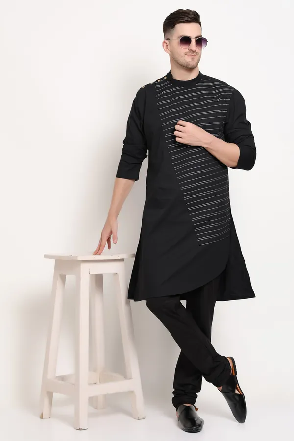 Black_Cotton_Striker_Line_Kurta_With_Diagonal_Edge_Detailing_For_Men