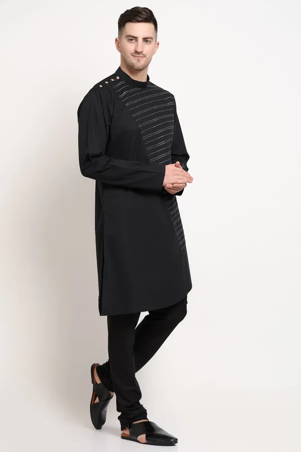 Black_Cotton_Striker_Line_Kurta_With_Diagonal_Edge_Detailing_For_Men